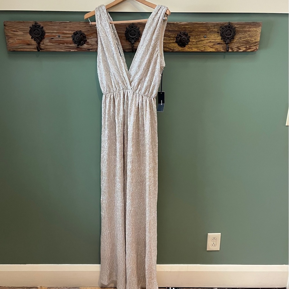 New Lulus All that Shimmers is Gold Light Gold Metallic Maxi Dress - Sz. M